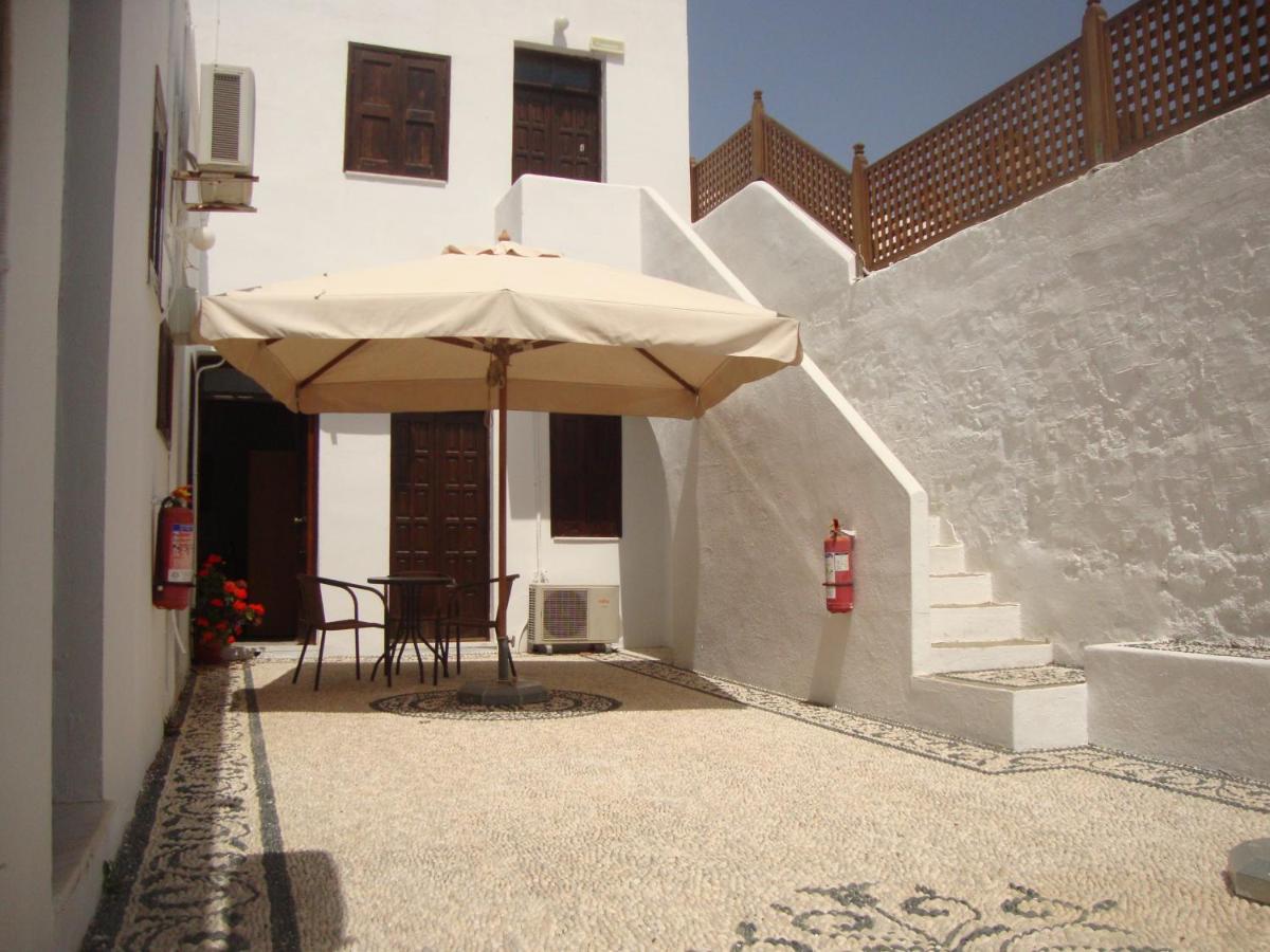 Sarris Studios & Apartments Lindos  Bagian luar foto