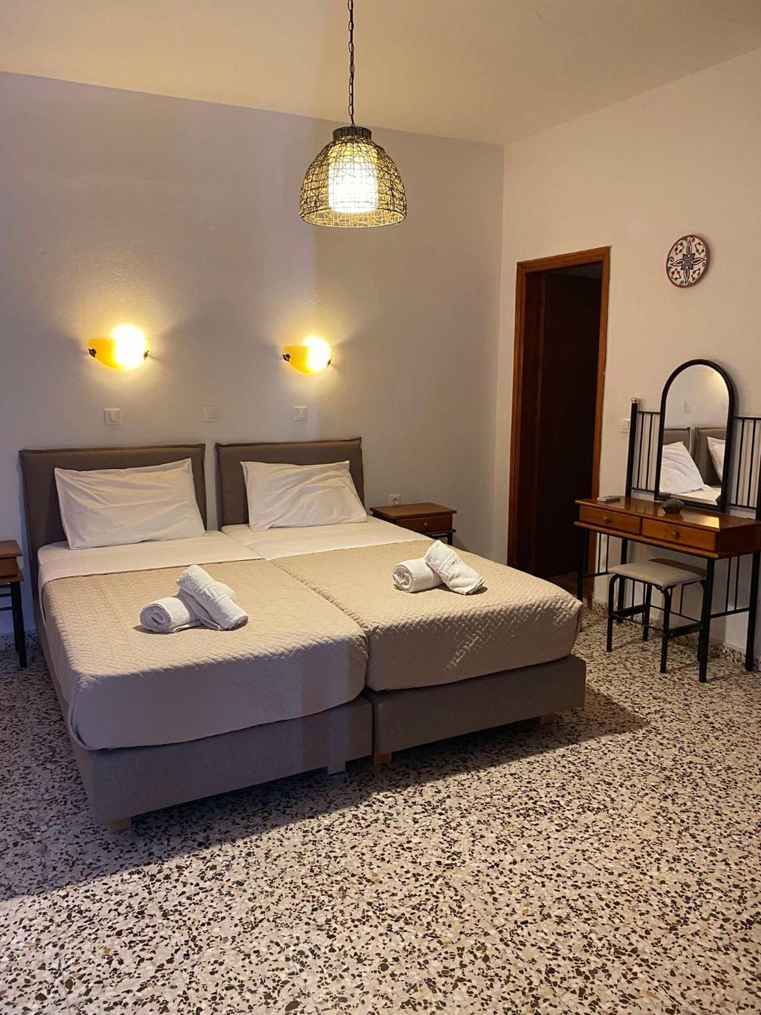 Sarris Studios & Apartments Lindos  Bagian luar foto