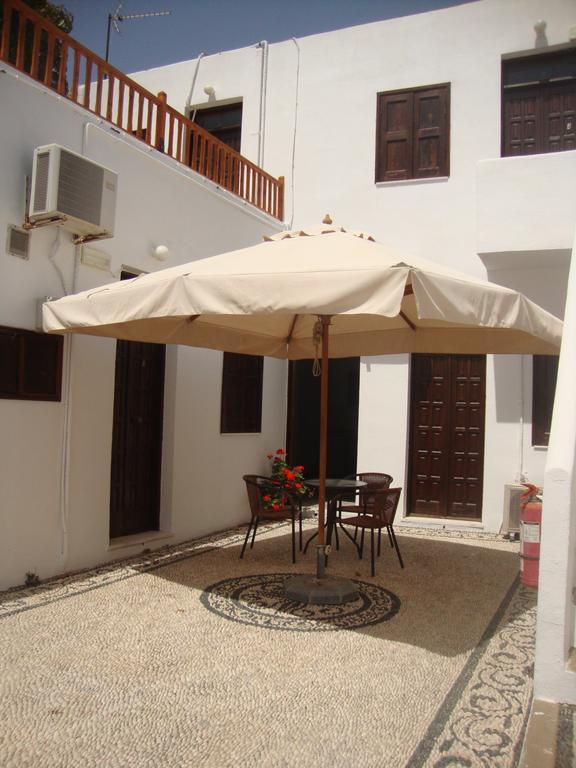 Sarris Studios & Apartments Lindos  Bagian luar foto
